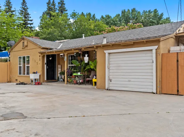 135 S Chinowth Street, Visalia, CA 93291