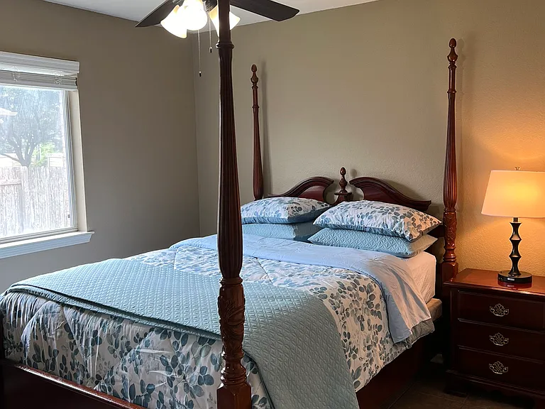 Bed Room 3 - Queen bed