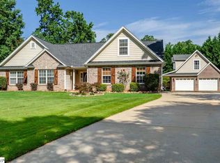 204 View Forest Ct, Greer, SC 29651