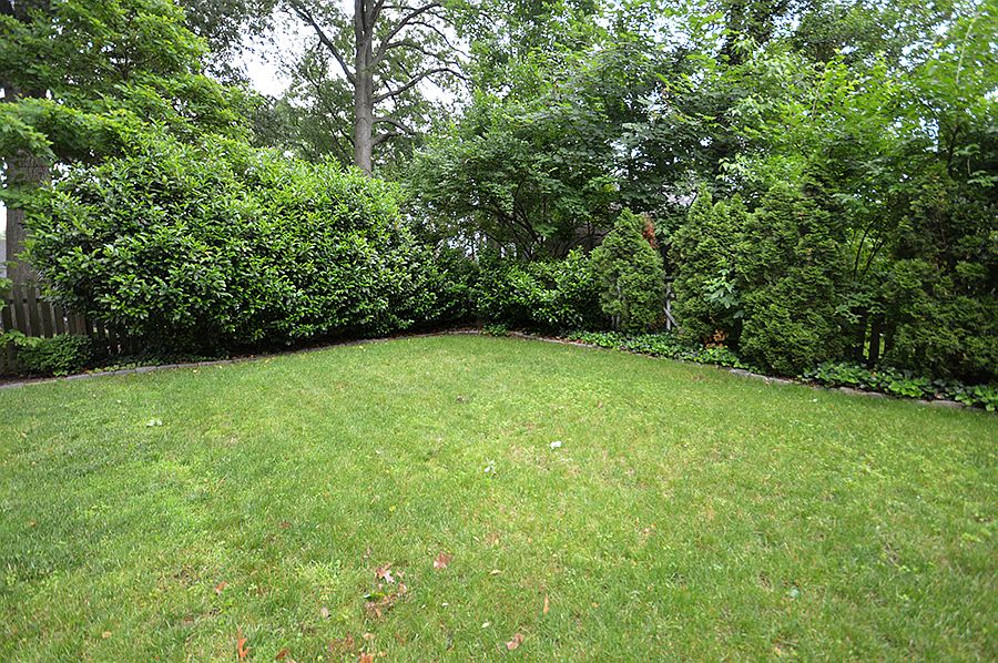 2nd image of 66 Oakview Ter
