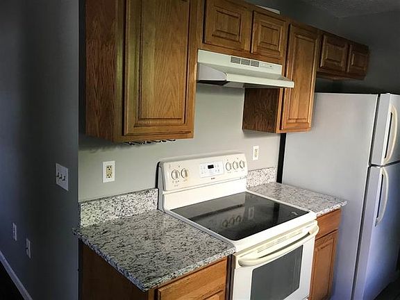 5th image of 751 Oakland Ave