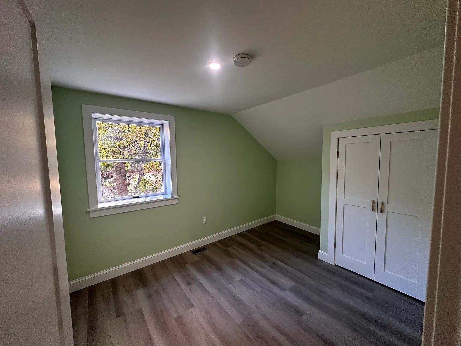 2 bed, 980 sqft, $3,000 — Photo 4
