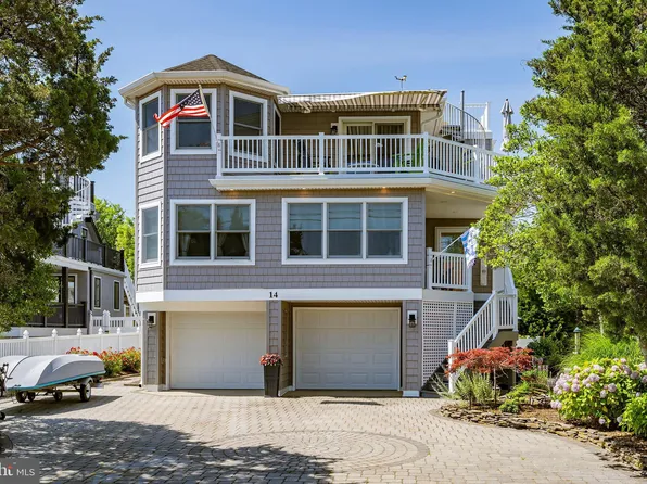 14 W 6th St, Barnegat, NJ 08006