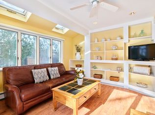 80 John Carver Rd, Reading, MA 01867