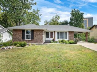 1750 Roth Hill Dr, Maryland Heights, MO 63043