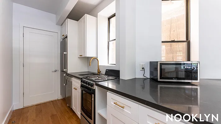 Rented by Nooklyn NYC LLC | media 16