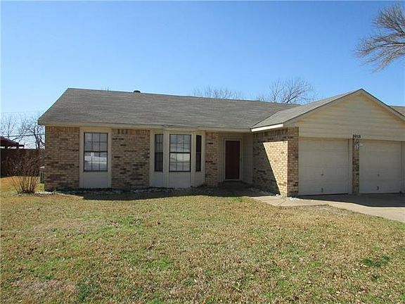 2nd image of 3013 Colony Dr