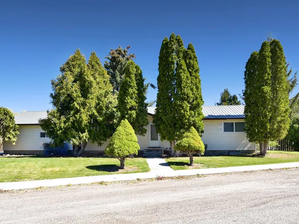 28 E 3rd St N, Downey, ID 83234