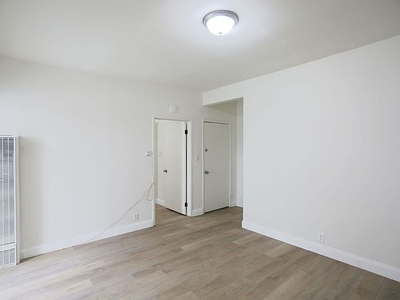 3rd image of 1540 Hyde St APT 4