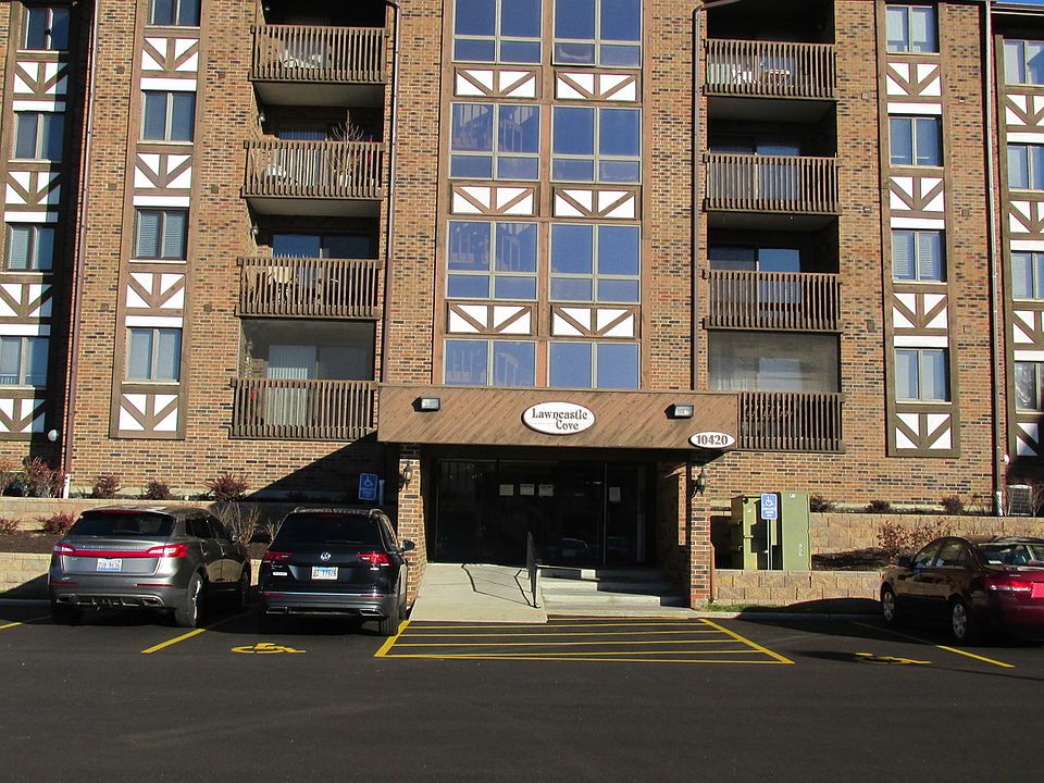 1st image of 10420 Circle Dr APT 31B