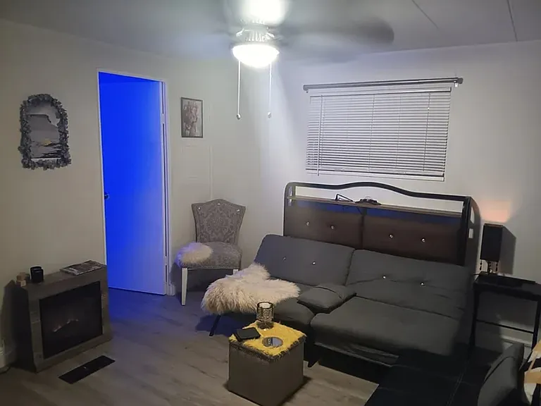 5610 E Marina Dr — Photo 3