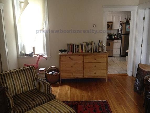 2nd image of 32 Ransom Rd #K2
