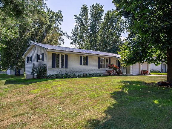 2nd image of 26231 W 1st Avenue