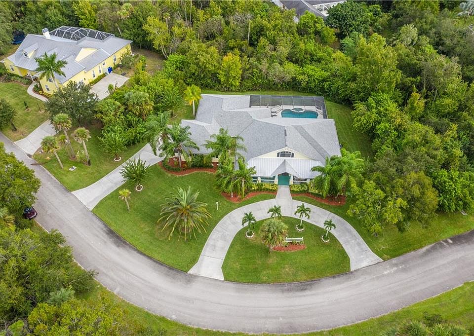 1st image of 45 River Oak Dr