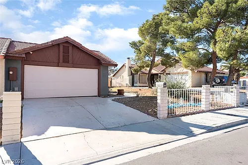 8813 Pavia Dr Photo 1