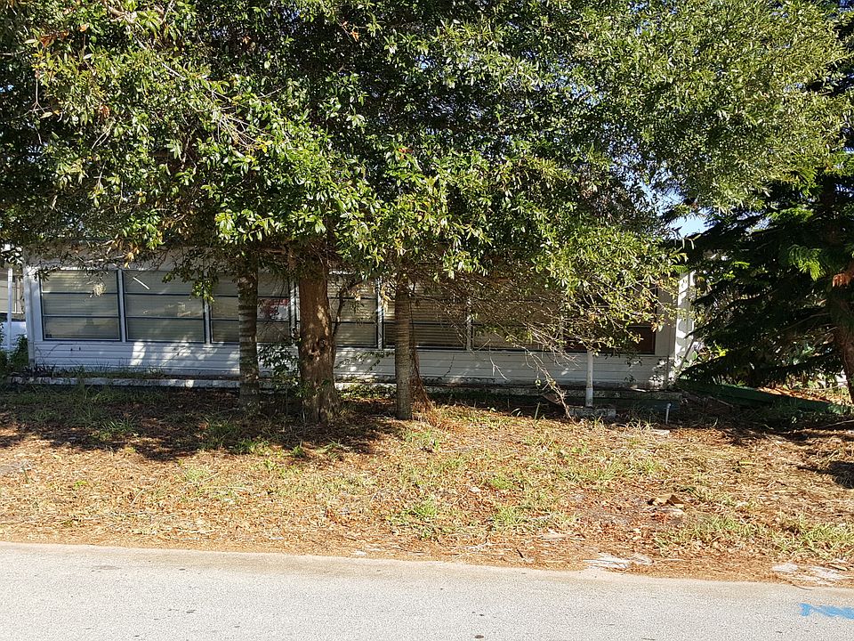 2nd image of 409 Turton Ln