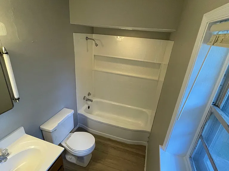 1001 N Tillotson Ave — Photo 5