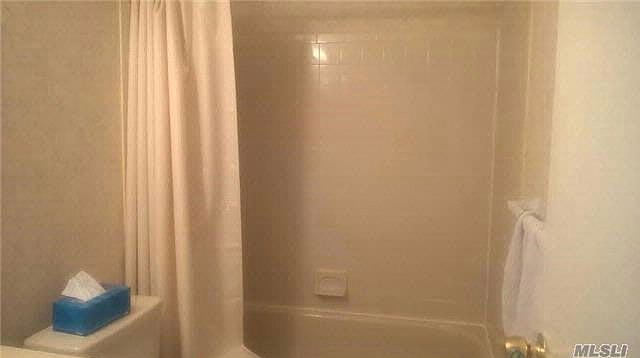 2nd image of 230 Fairview Cir