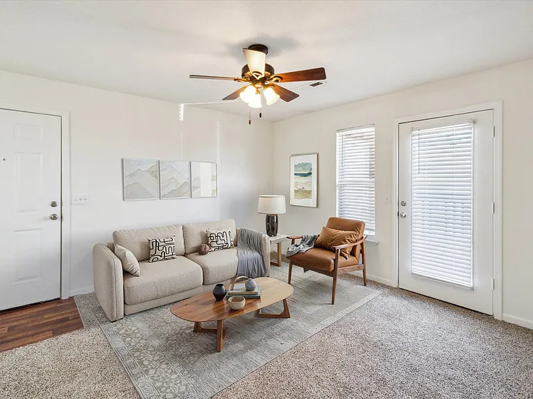 Two Bedroom C - 2 Bed / 2 Bath - 1,100 Sq.Ft.