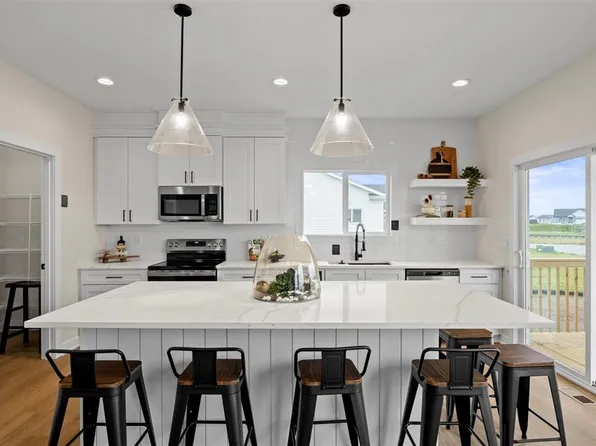 4522 NW 17th St, Ankeny, IA 50023