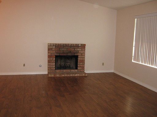 2nd image of 28011 Banjo Cir