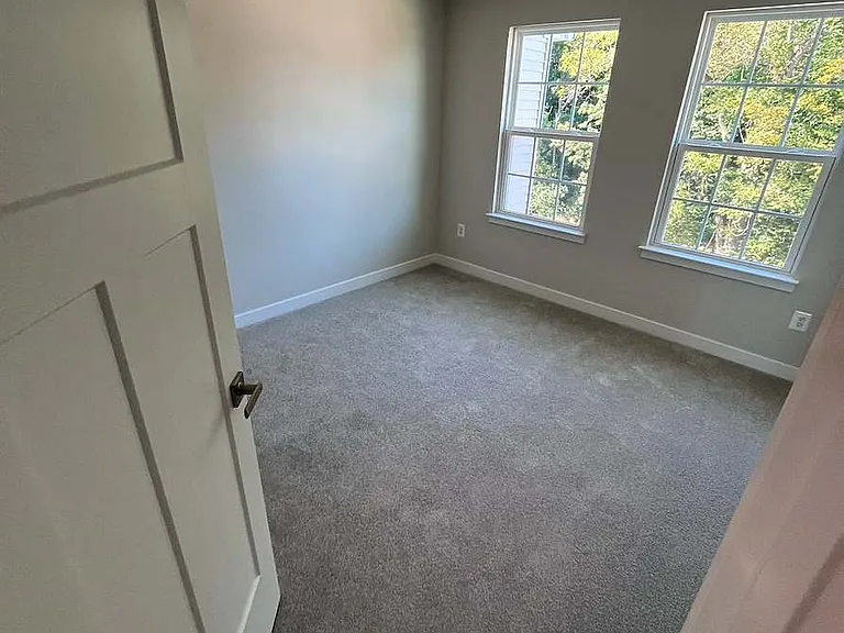 828 New Castle Landing Dr — Photo 14