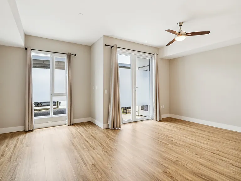 INclave Luxury Apartments — Photo 8