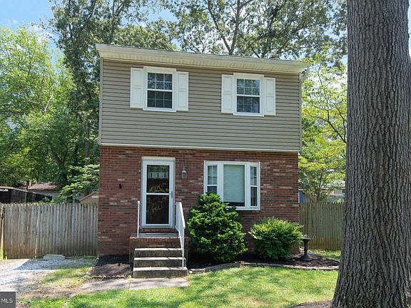 2nd image of 593 West Dr