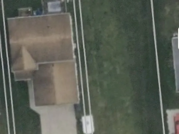 High Grove Blvd, Akron, OH 44312