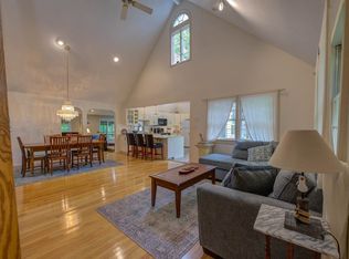 90 Chestnut Rd, Ogunquit, ME 03907