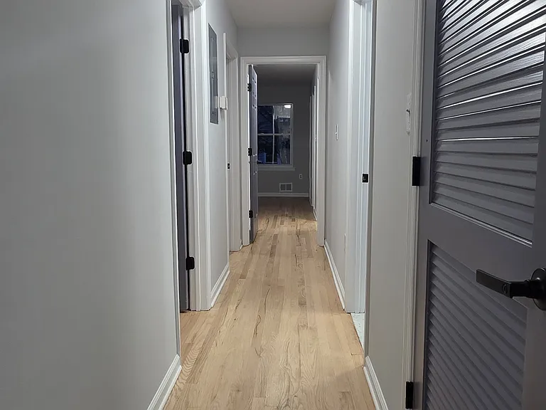 306 Marshall St #2 — Photo 16