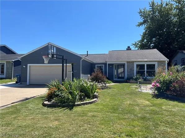 4101 Ivanhoe Dr, Lorain, OH 44053