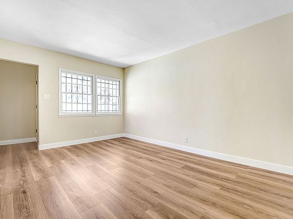 2nd image of 3616 W 59th Pl Unit 1/2