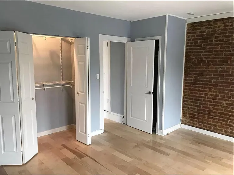 517 Green Ln #2 — Photo 9