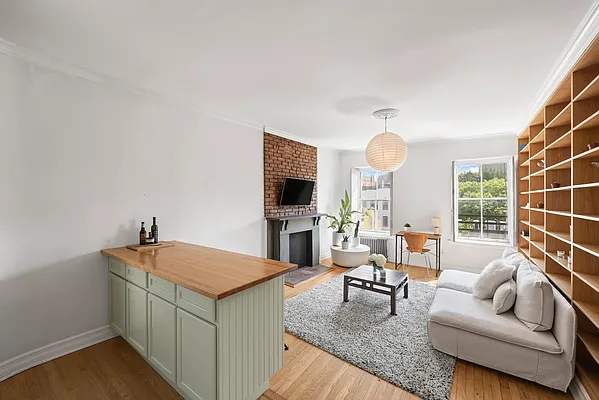 Rented by Douglas Elliman | media 10