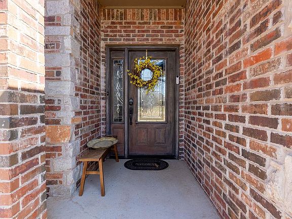 4th image of 4509 Gracelann