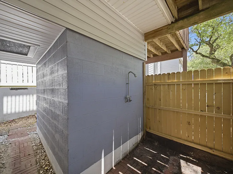 3848 Surry Rd — Photo 5