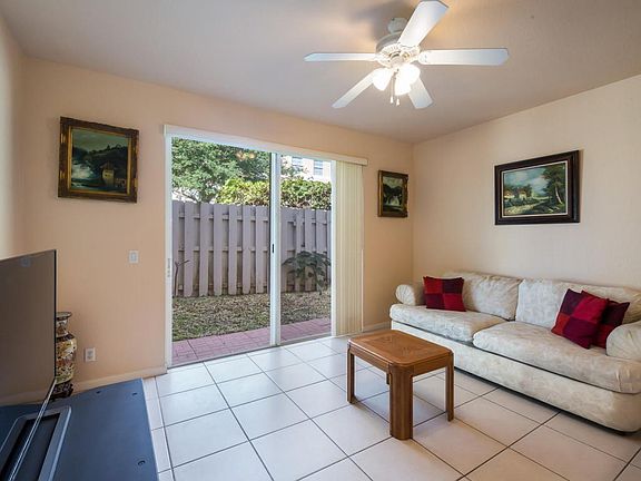 5th image of 4008 Lake Tahoe Cir