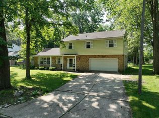 2098 Reppuhn Dr, Bay City, MI