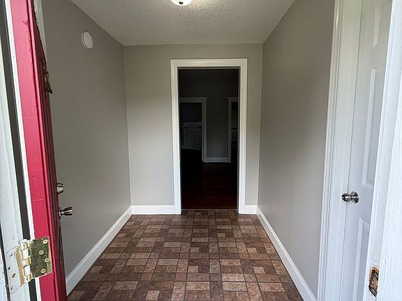 2nd image of 930 Atlantic Ave