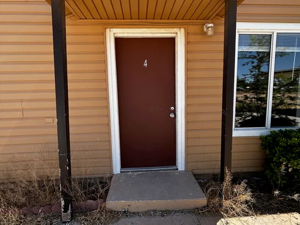 2190 S Walker Ave #4, Alamogordo, NM 88310
