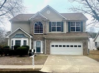 2433 Miller Oaks Cir, Decatur, GA 30035