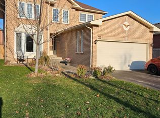 21 Barwick Dr, Barrie, ON L4N 6Z7
