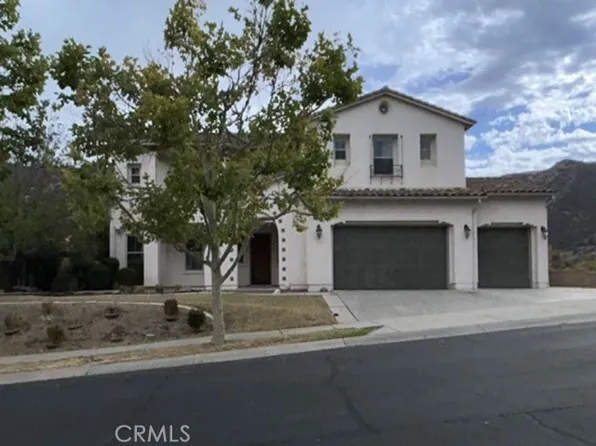 8029 Sanctuary Dr, Corona, CA 92883