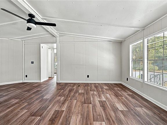 5th image of 197 Cedar Dr