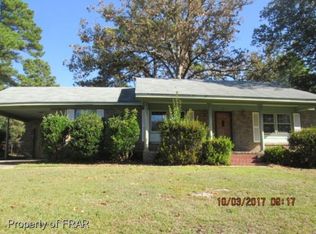406 Glen Canyon Dr, Fayetteville, NC 28303