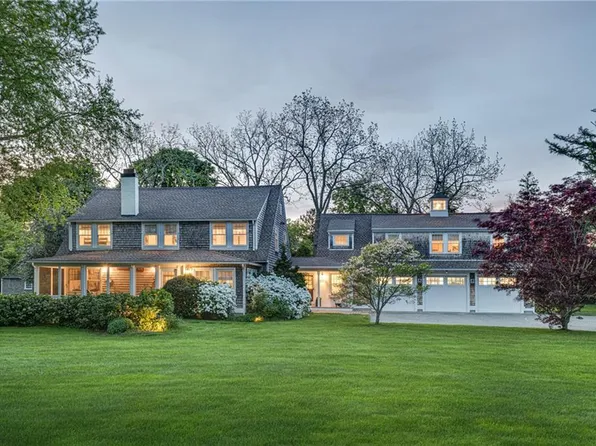 15 Rumstick Dr, Barrington, RI 02806