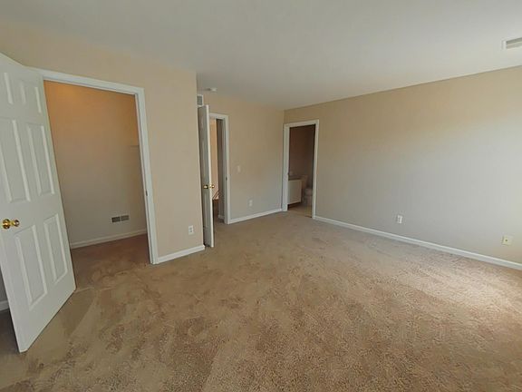 4th image of 2021 Monarch Dr