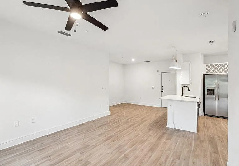 Tropia Luxury Apartments — Photo 159