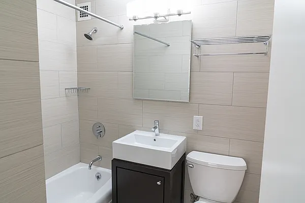 Rented by Beam Living | media 32